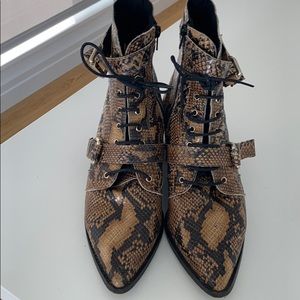 office ambassador boots snake